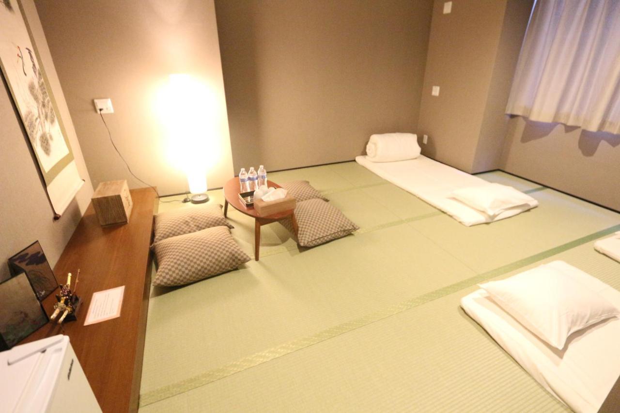 Prime Inn Shinsaibashi Osaka Esterno foto